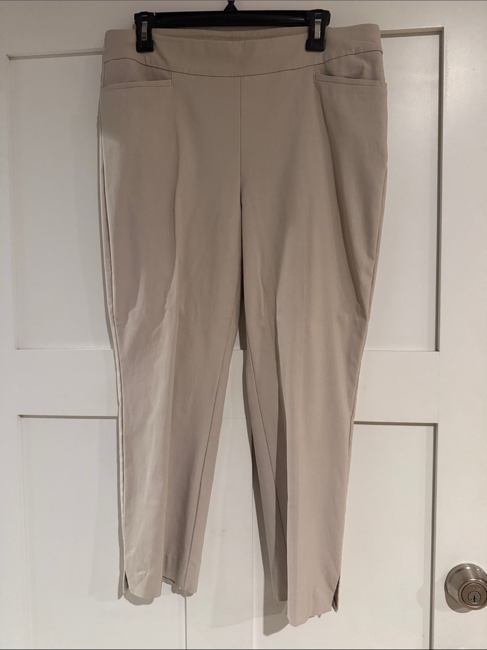 Chico's Neutral Beige Straight-Leg Pull-On Pants